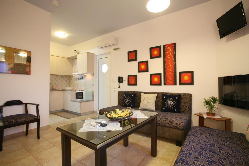 Aigli Apartments Néa Ankhíalos Exteriér fotografie