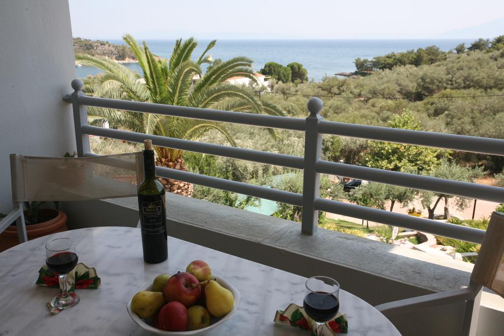Aigli Apartments Néa Ankhíalos Exteriér fotografie